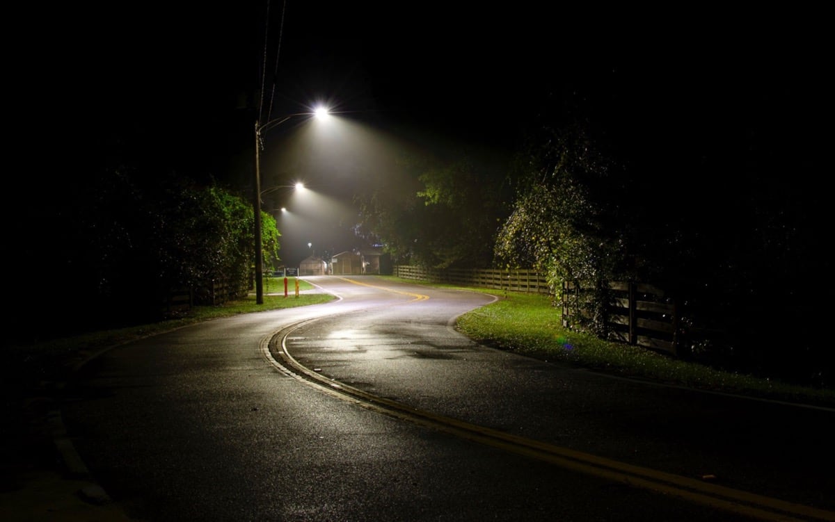 how long do led street lights last